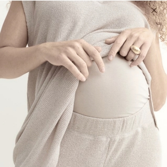 H&M Pants - NWOT H&M Maternity Trouser Pants in Gray Size XL